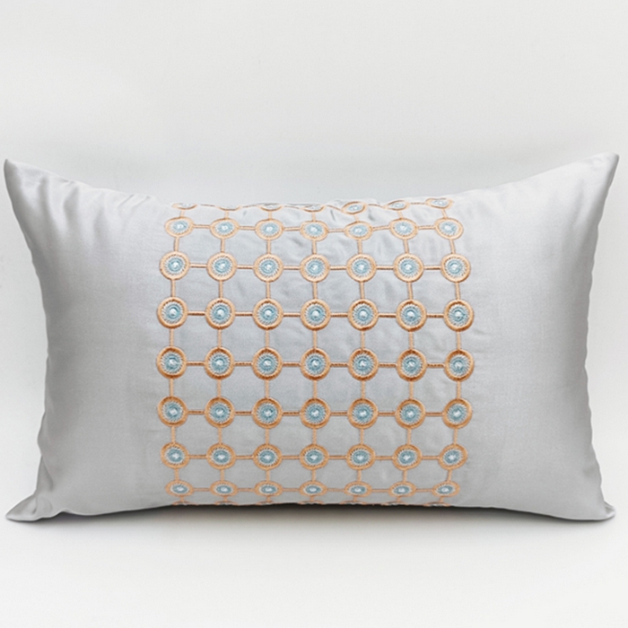 91家纺网 家纺一手货源 找家纺 澜屿 2024新款禅丝高精密刺绣小抱枕头枕芯腰靠枕 圆点-银灰