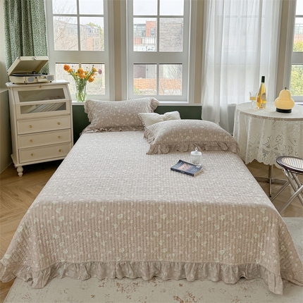 91家纺网 家纺一手货源 找家纺 诗黛尔 2024新款莱赛尔印花床盖三件套 柳叶青