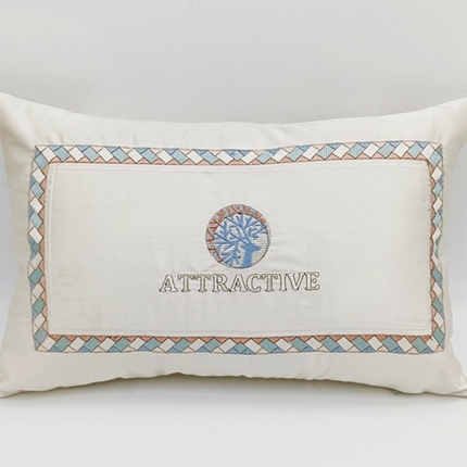 91家纺网 家纺一手货源 找家纺 澜屿 2024新款禅丝高精密刺绣小抱枕头枕芯腰靠枕 麋鹿-米白