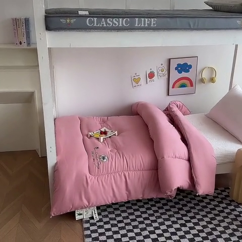 91家纺网 家纺一手货源 找家纺 招财狼家纺  2024新款水洗磨毛学生大豆被夏被春秋被多被芯被子 山茶花 粉色