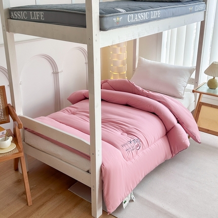 91家纺网 家纺一手货源 找家纺 羽涵家纺 2024新款10A抗菌10A抗菌水洗磨毛学生大豆被夏被春秋被冬被芯被子 原棉 粉色