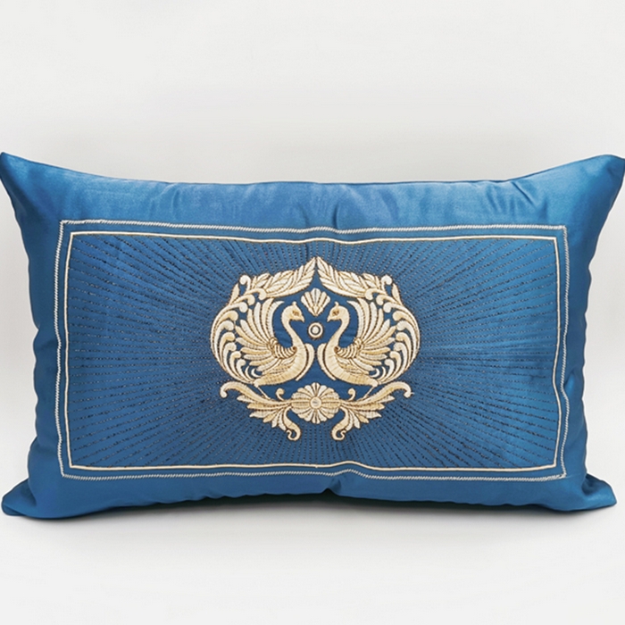91家纺网 家纺一手货源 找家纺 澜屿 2024新款禅丝高精密刺绣小抱枕头枕芯腰靠枕 吉祥鸟-蓝