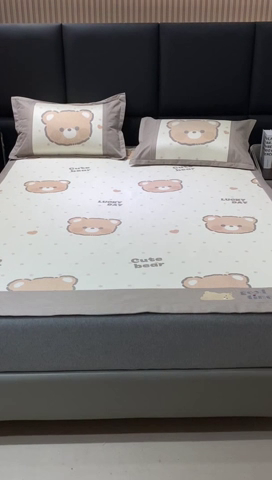 91家纺网 家纺一手货源 找家纺 宜家坊 2024新款A类抗菌数码印花冰藤凉席 床席款-幸运熊