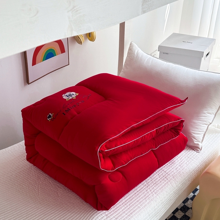 91家纺网 家纺一手货源 找家纺 招财狼家纺  2024新款水洗磨毛学生大豆被夏被春秋被多被芯被子 山茶花 大红