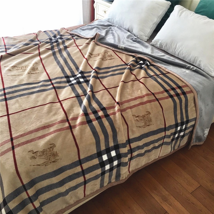 91家纺网 家纺一手货源 找家纺 卡奥家纺 2024新款双层AB版云貂绒毛毯法莱绒休闲盖毯沙发毯空调毯子 宝格