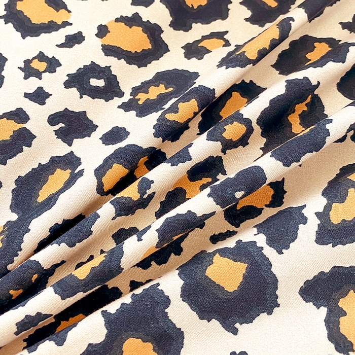 91家纺网 家纺一手货源 找家纺 梵巢家纺 芦荟棉被套，被罩化纤被套豹纹