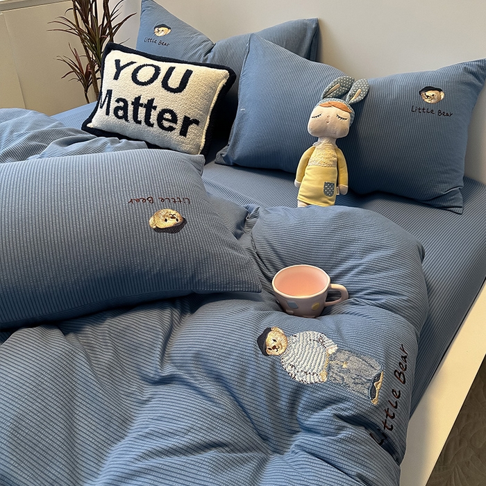 91家纺网 家纺一手货源 找家纺 （总）眠帛家居 2024新款水洗棉提花刺绣四件套-熊先生