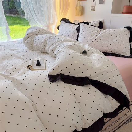 91家纺网 家纺一手货源 找家纺 阿曼达 2024新款ins博主风水洗m波点条纹法式奶油花边款四件套 法式奶油-波点白