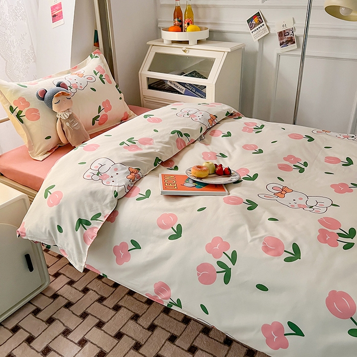 91家纺网 家纺一手货源 找家纺 港岛妹妹 2024新款芦荟棉印花四件套四件套学生床宿舍图 粉郁金兔