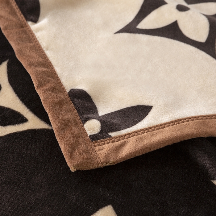 91家纺网 家纺一手货源 找家纺 卡奥家纺 2024新款双层AB版云貂绒毛毯法莱绒休闲盖毯沙发毯空调毯子 星洛咖