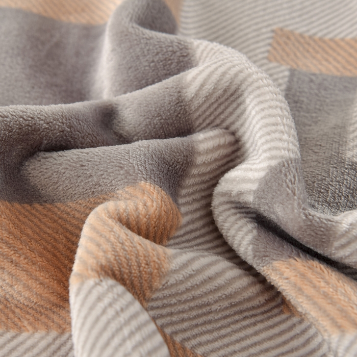 91家纺网 家纺一手货源 找家纺 卡奥家纺 2024新款双层AB版云貂绒毛毯法莱绒休闲盖毯沙发毯空调毯子 里亚-灰