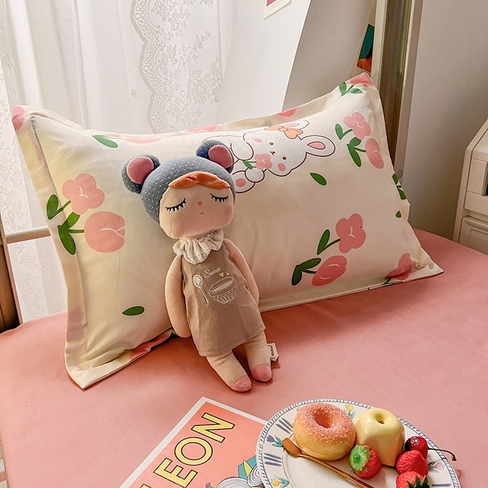 91家纺网 家纺一手货源 找家纺 港岛妹妹 2024新款芦荟棉印花四件套四件套学生床宿舍图 粉郁金兔