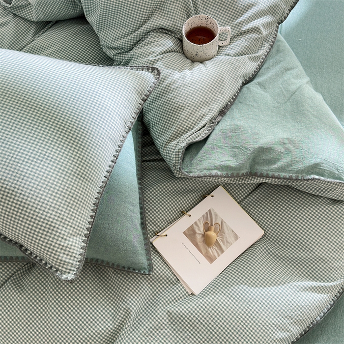 91家纺网 家纺一手货源 找家纺 晚依家纺 2024新款全棉色织水洗棉贝壳边绣三角针工艺四件套--单被套 遇见-草绿