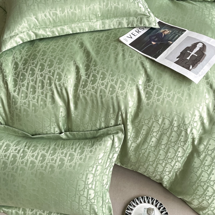 91家纺网 家纺一手货源 找家纺 宅家居 2024新款轻奢高精密贡缎提花臻品真丝四件套 迪奥-绿色