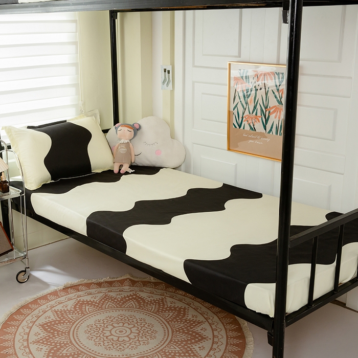 91家纺网 家纺一手货源 找家纺 港岛妹妹 2024新款芦荟棉印花四件套四件套学生床宿舍图 黑白波波