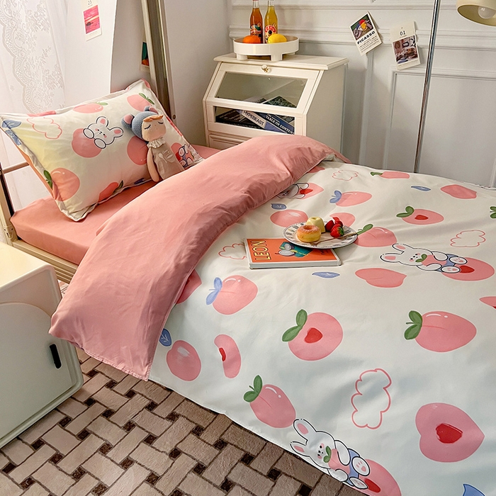 91家纺网 家纺一手货源 找家纺 港岛妹妹 2024新款芦荟棉印花四件套四件套学生床宿舍图 元气桃桃