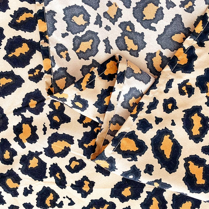 91家纺网 家纺一手货源 找家纺 梵巢家纺 芦荟棉被套，被罩化纤被套豹纹