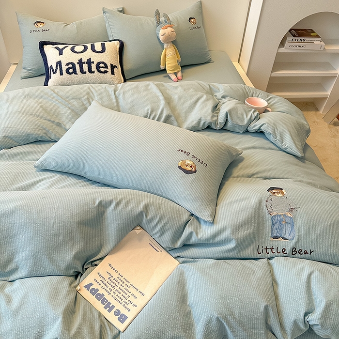 91家纺网 家纺一手货源 找家纺 眠帛家居 2024新款水洗棉提花刺绣四件套-熊先生 熊先生-繁星蓝