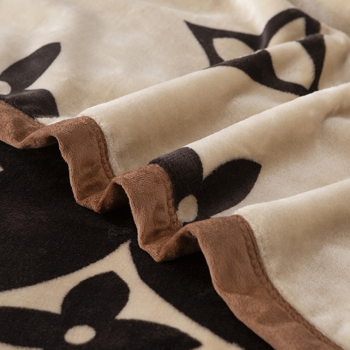 91家纺网 家纺一手货源 找家纺 卡奥家纺 2024新款双层AB版云貂绒毛毯法莱绒休闲盖毯沙发毯空调毯子 星洛咖