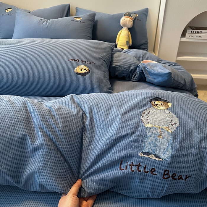 91家纺网 家纺一手货源 找家纺 （总）眠帛家居 2024新款水洗棉提花刺绣四件套-熊先生