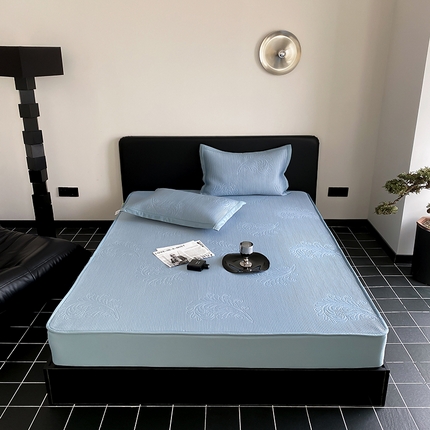 91家纺网 家纺一手货源 找家纺 （总）可恩欣 2025爆款A类抗菌轻奢凉感PE提花软席凉席床笠款条席款