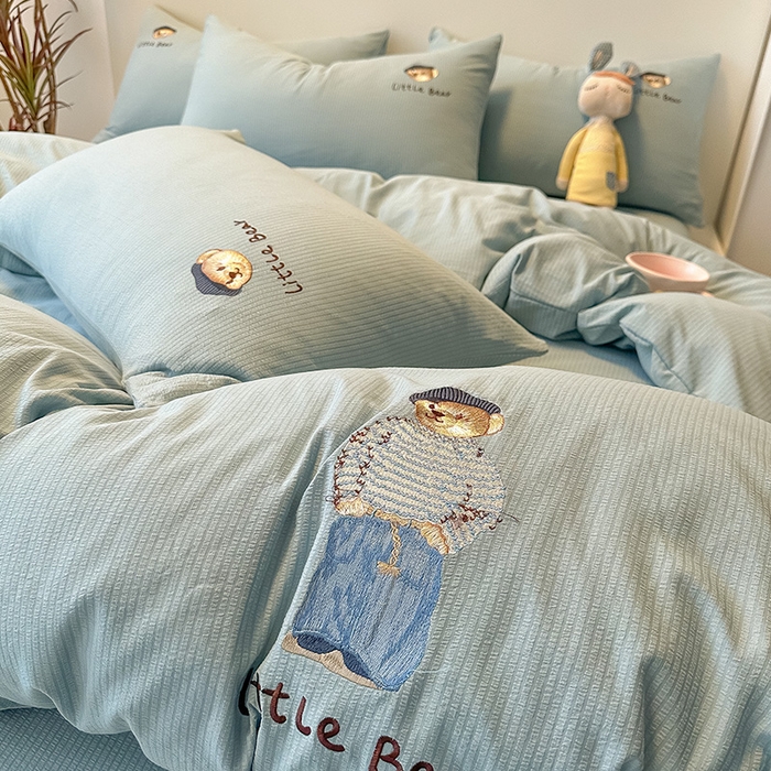 91家纺网 家纺一手货源 找家纺 眠帛家居 2024新款水洗棉提花刺绣四件套-熊先生 熊先生-繁星蓝