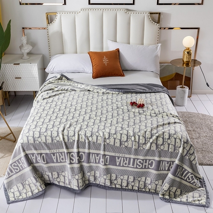 卡奥家纺 2024新款双层AB版云貂绒毛毯法莱绒休闲盖毯沙发毯空调毯子 迪拉-灰