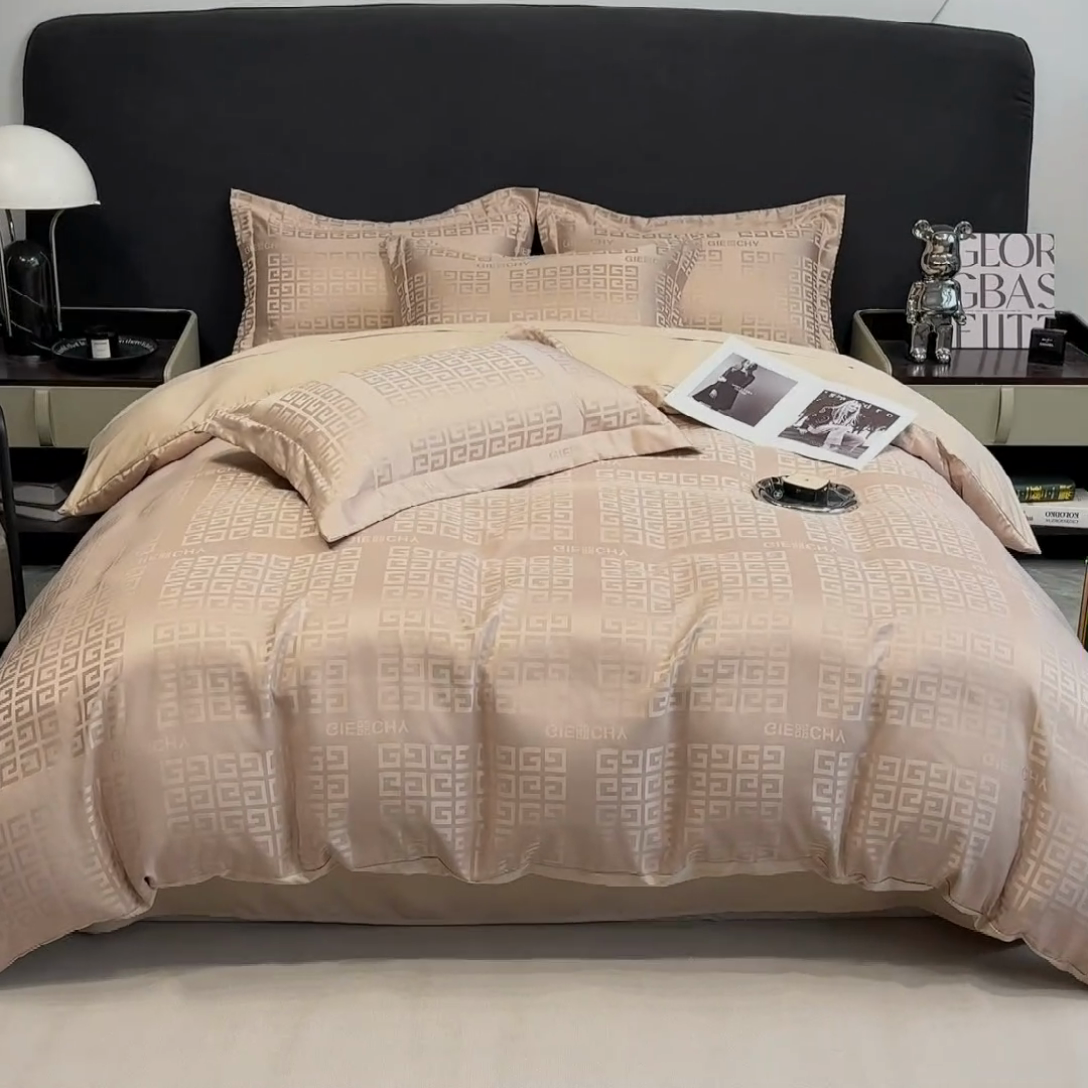 91家纺网 家纺一手货源 找家纺 宅家居 2024新款轻奢高精密贡缎提花臻品真丝四件套 梵希-香槟金