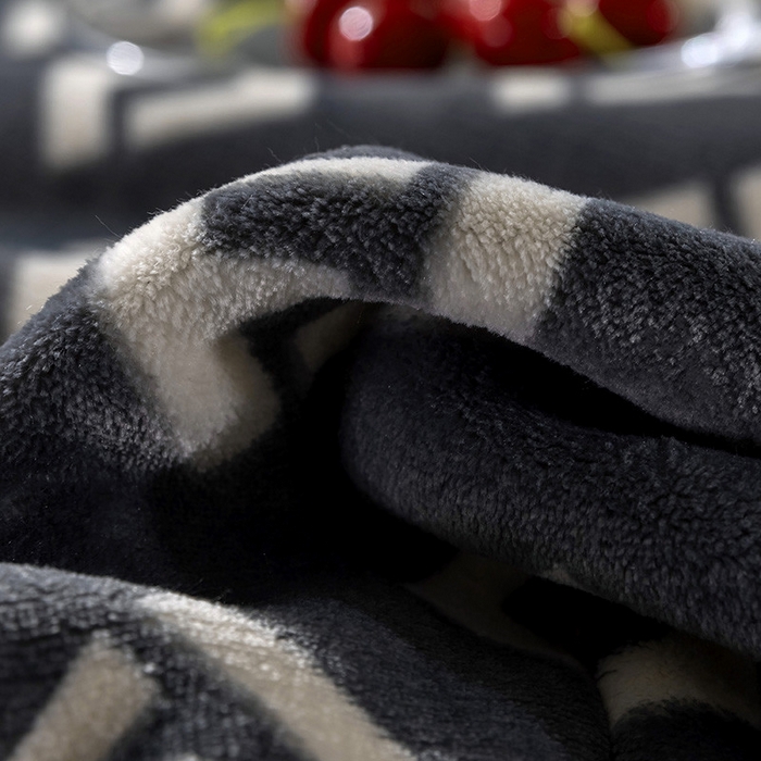 91家纺网 家纺一手货源 找家纺 卡奥家纺 2024新款双层AB版云貂绒毛毯法莱绒休闲盖毯沙发毯空调毯子 格瑞