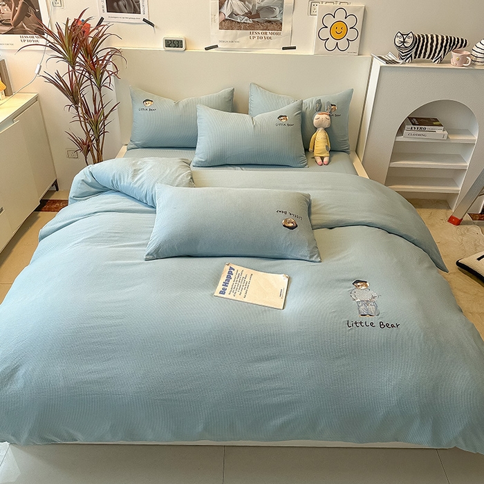 91家纺网 家纺一手货源 找家纺 眠帛家居 2024新款水洗棉提花刺绣四件套-熊先生 熊先生-繁星蓝