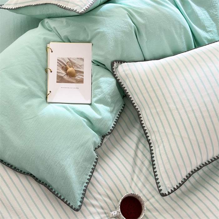 91家纺网 家纺一手货源 找家纺 晚依家纺 2024新款全棉色织水洗棉贝壳边绣三角针工艺四件套--单被套 诺言-蓝