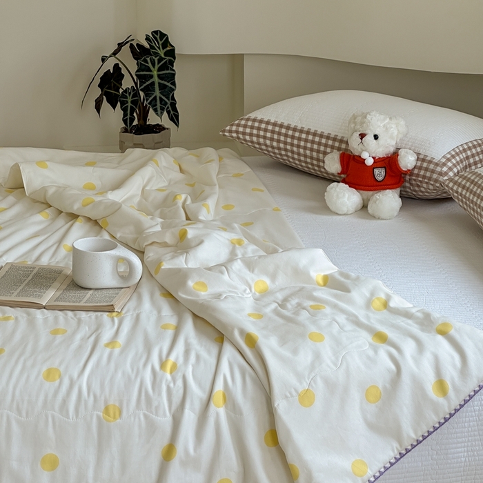 91家纺网 家纺一手货源 找家纺 洋铭区（原狠狠爱） 2024新款贝壳边全棉印花夏被 黄小圆