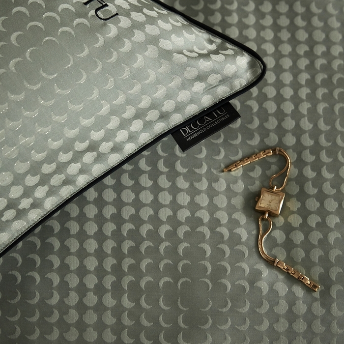 91家纺网 家纺一手货源 找家纺 安莱生活 2024新款60S天丝棉提花四件套三系列（银丝款）--天丝棉铂金简奢款 弦月-梦华绿