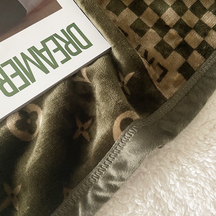 91家纺网 家纺一手货源 找家纺 卡奥家纺 2024新款双层AB版云貂绒毛毯法莱绒休闲盖毯沙发毯空调毯子 比格