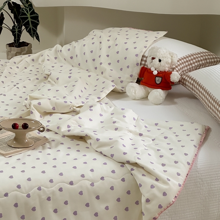 91家纺网 家纺一手货源 找家纺 洋铭区（原狠狠爱） 2024新款贝壳边全棉印花夏被 紫色小心心