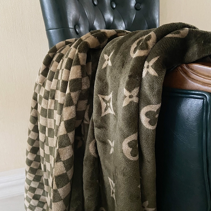 91家纺网 家纺一手货源 找家纺 卡奥家纺 2024新款双层AB版云貂绒毛毯法莱绒休闲盖毯沙发毯空调毯子 比格