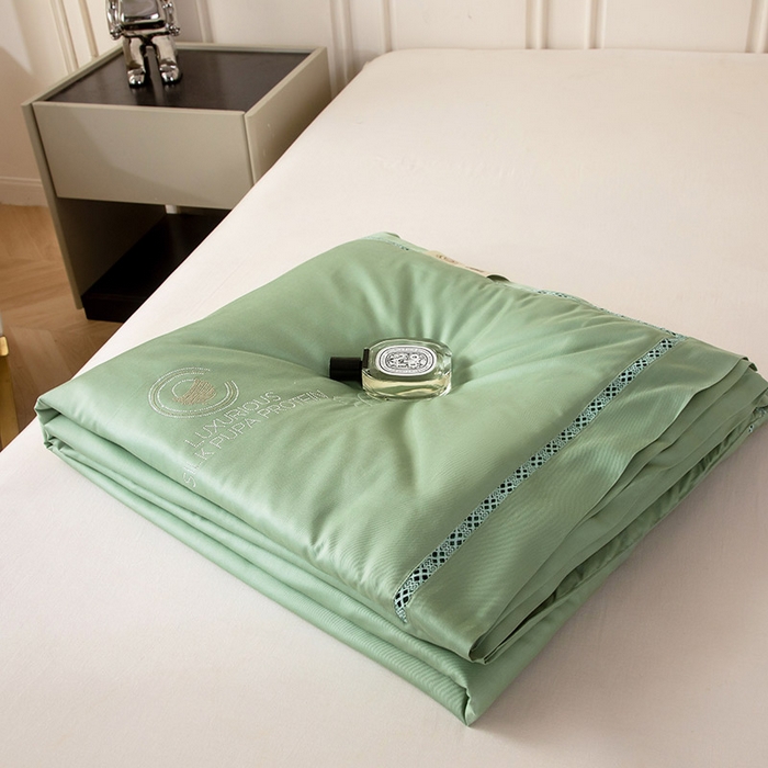 91家纺网 家纺一手货源 找家纺 被靠被 2024新款莫代尔蚕蛹蛋白夏被空调被-悠闲时光 悠闲时光-竹绿