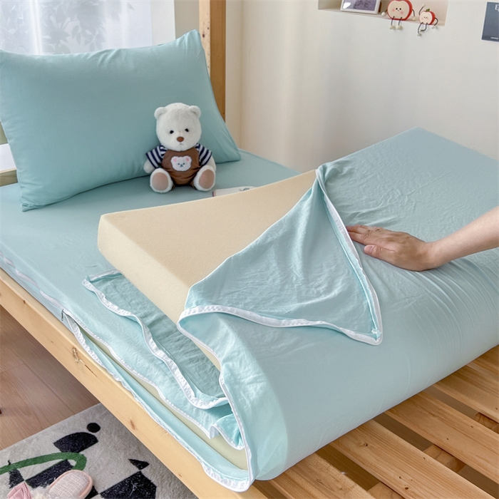 91家纺网 家纺一手货源 找家纺 多品家纺 2024新款水洗棉皱皱纱双层纱学生三件套四件套 糯米蓝条