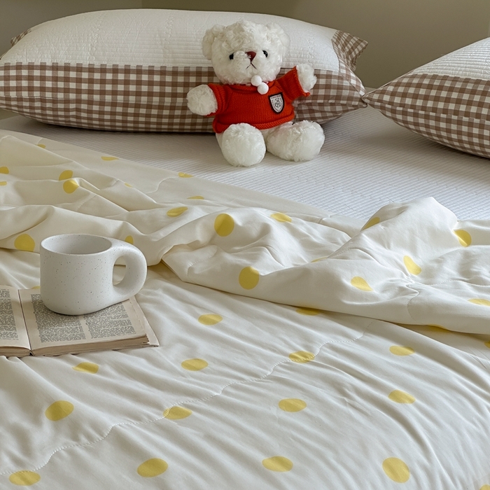 91家纺网 家纺一手货源 找家纺 洋铭区（原狠狠爱） 2024新款贝壳边全棉印花夏被 黄小圆