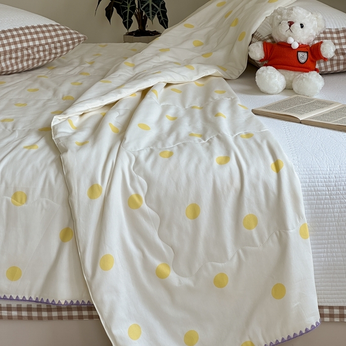 91家纺网 家纺一手货源 找家纺 洋铭区（原狠狠爱） 2024新款贝壳边全棉印花夏被 黄小圆