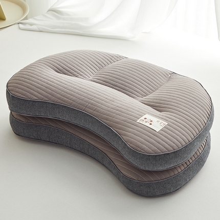 91家纺网 家纺一手货源 找家纺 乐可 2024新款砂洗月牙分区荞麦枕 S7灰