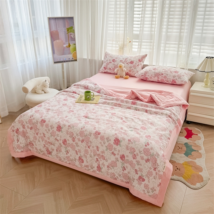 91家纺网 家纺一手货源 找家纺 美梦里 2024新款A类水洗棉棉花夏被 花园小熊