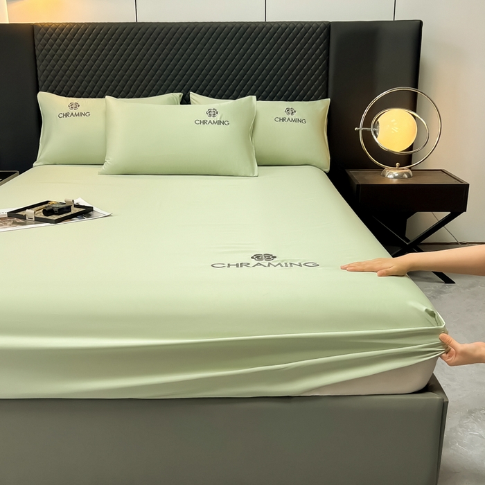 91家纺网 家纺一手货源 找家纺 笠裙家纺 2024新款水洗真丝刺绣床笠系列  浅豆绿