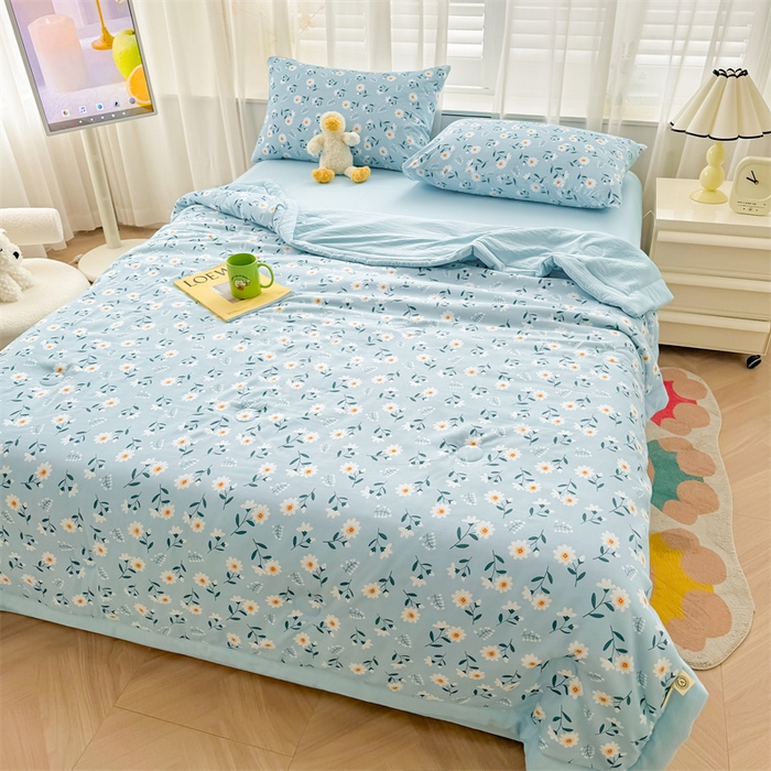 91家纺网 家纺一手货源 找家纺 美梦里 2024新款A类水洗棉棉花夏被 小雏菊蓝