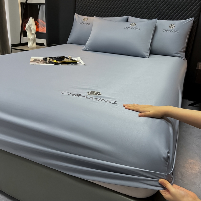 91家纺网 家纺一手货源 找家纺 笠裙家纺 2024新款水洗真丝刺绣床笠系列  绅士蓝