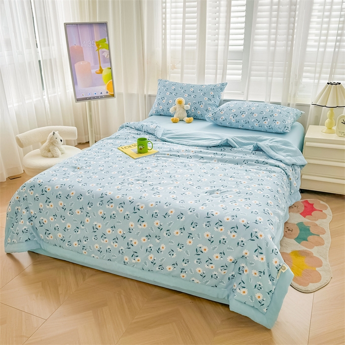 91家纺网 家纺一手货源 找家纺 美梦里 2024新款A类水洗棉棉花夏被 小雏菊蓝