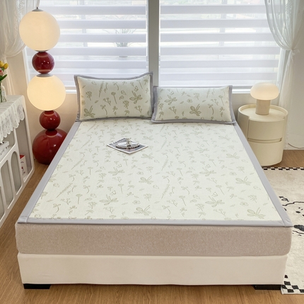 91家纺网 家纺一手货源 找家纺 典冠 2024新款A类乙伦凉感PE凉席海洋丝裸睡软席三件套 花朵绿