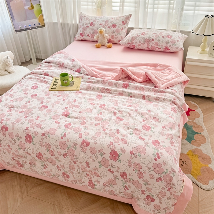 91家纺网 家纺一手货源 找家纺 美梦里 2024新款A类水洗棉棉花夏被 花园小熊