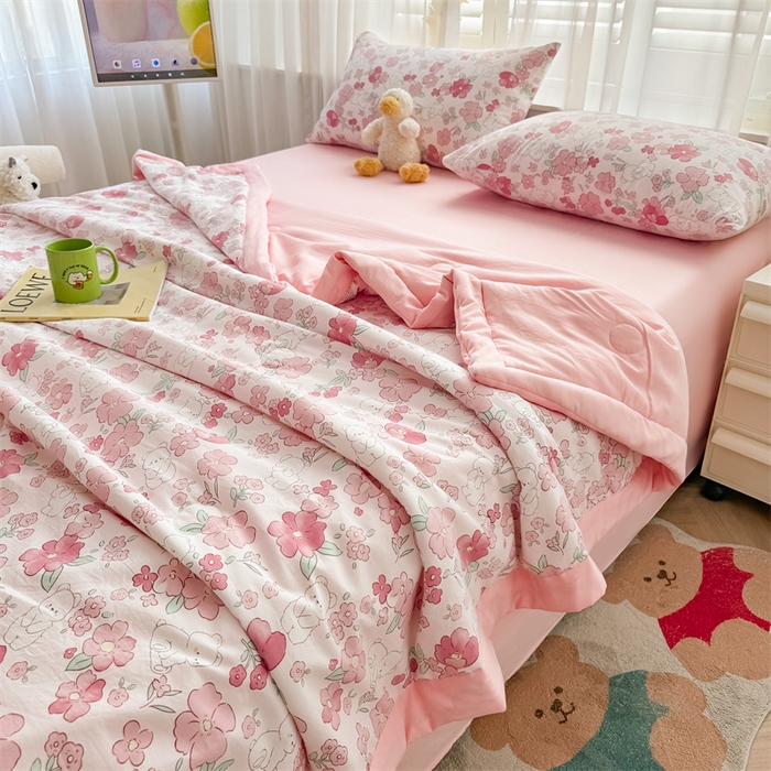 91家纺网 家纺一手货源 找家纺 美梦里 2024新款A类水洗棉棉花夏被 花园小熊