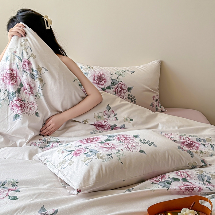 91家纺网 家纺一手货源 找家纺 2024新款全棉13370花卉款系列四件套 花云